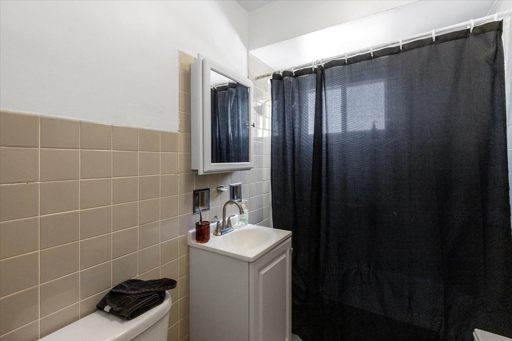 6721 N Hermitage Avenue - Photo 8