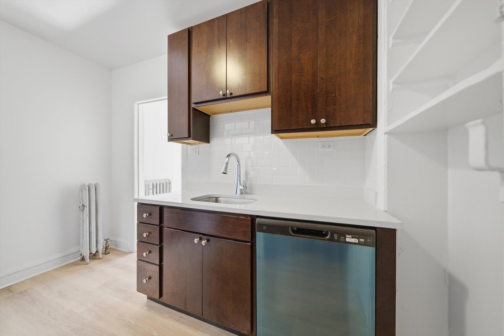 2706 N Spaulding Street - Photo 5