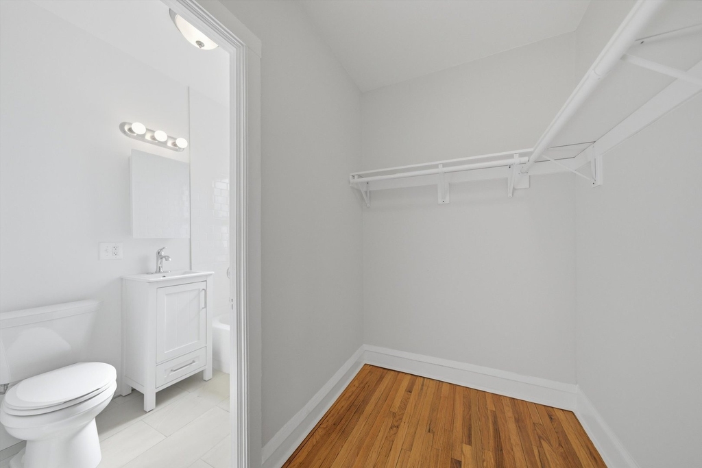 2706 N Spaulding Street - Photo 9