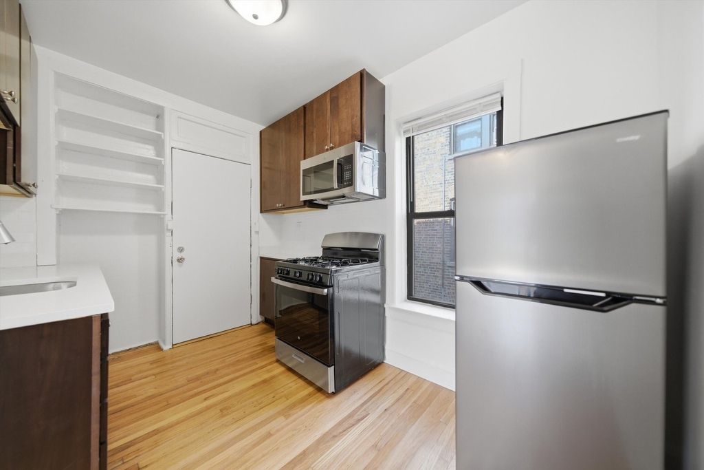 2706 N Spaulding Street - Photo 6