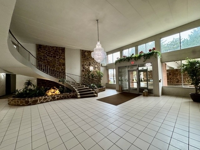 18 E Old Willow Road - Photo 4