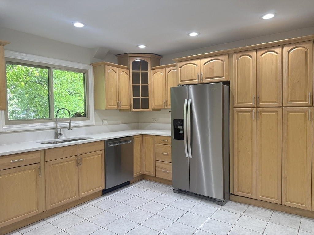 425 Carriage Hill Road - Photo 14