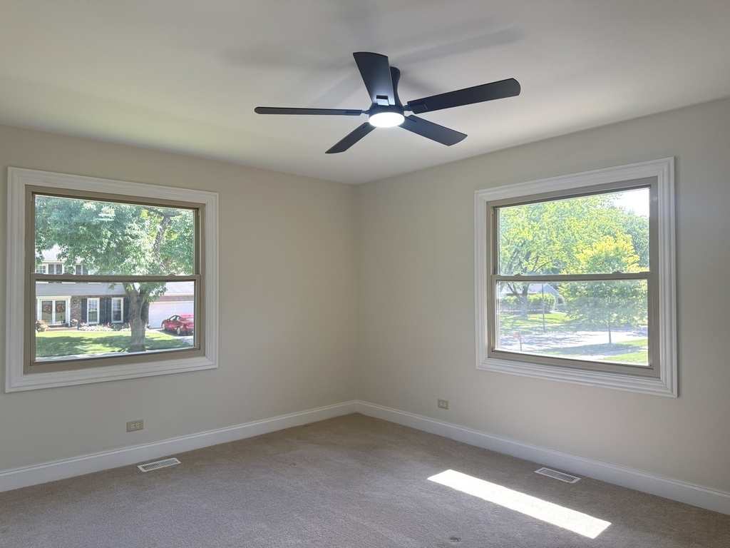 425 Carriage Hill Road - Photo 18