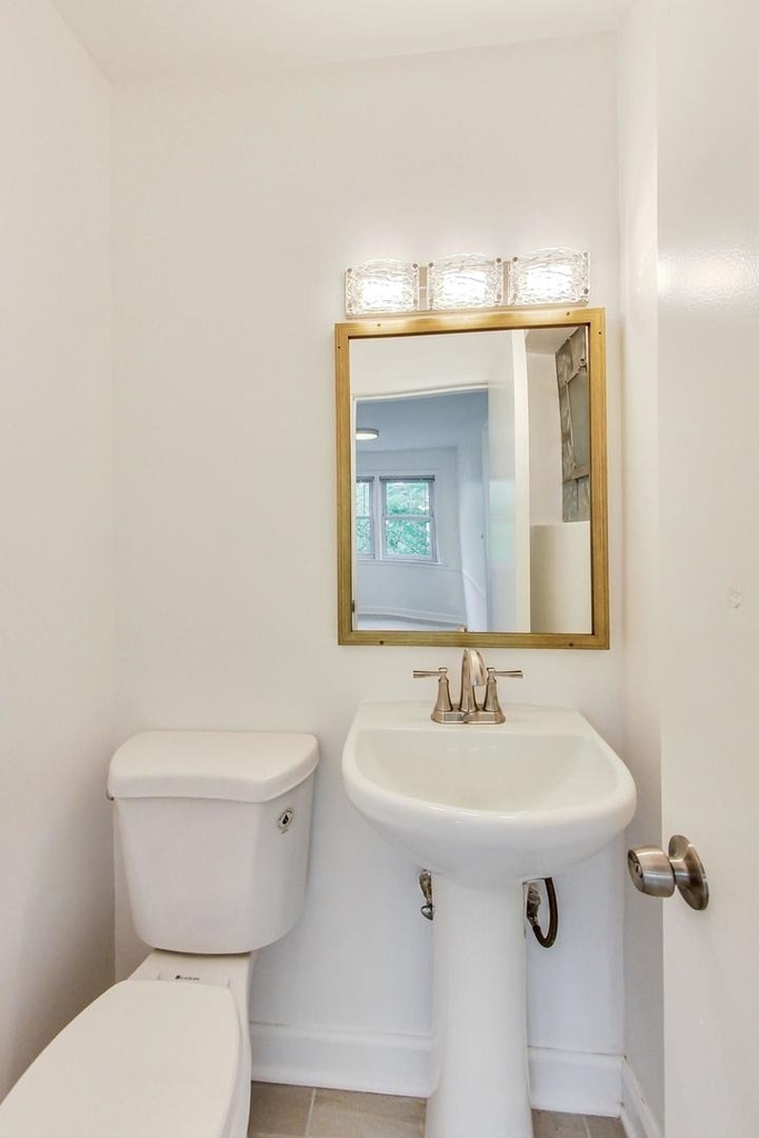 3333 Church Street - Photo 9