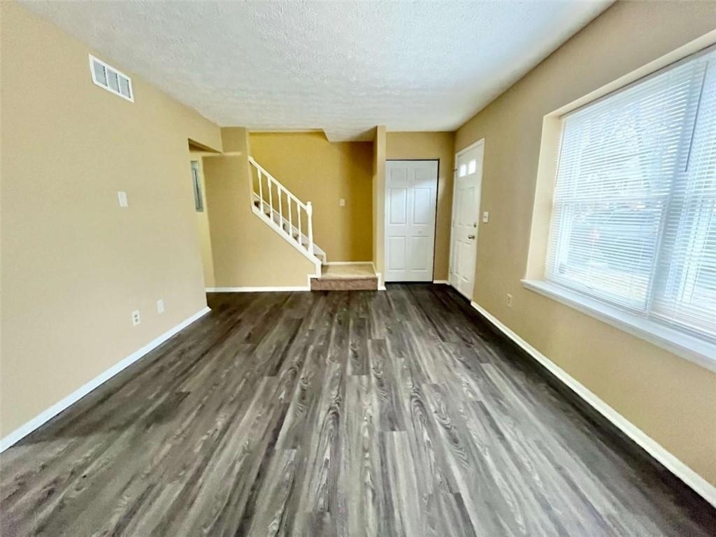 6418 Meadow Rue Drive - Photo 3