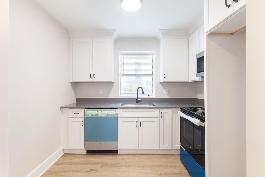 396 Linden Avenue Ne - Photo 8