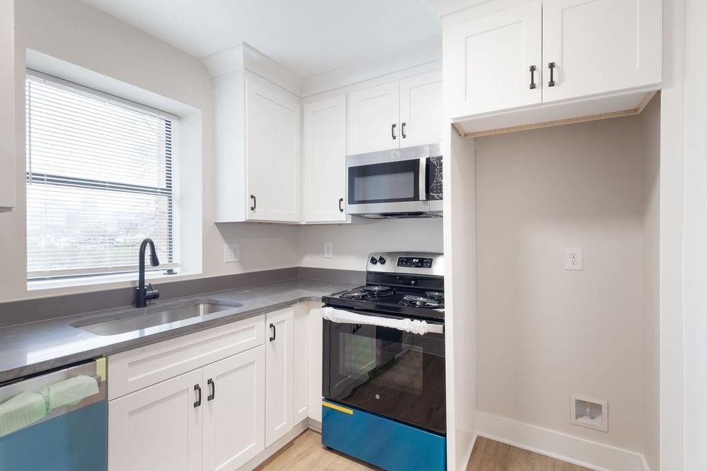 396 Linden Avenue Ne - Photo 12