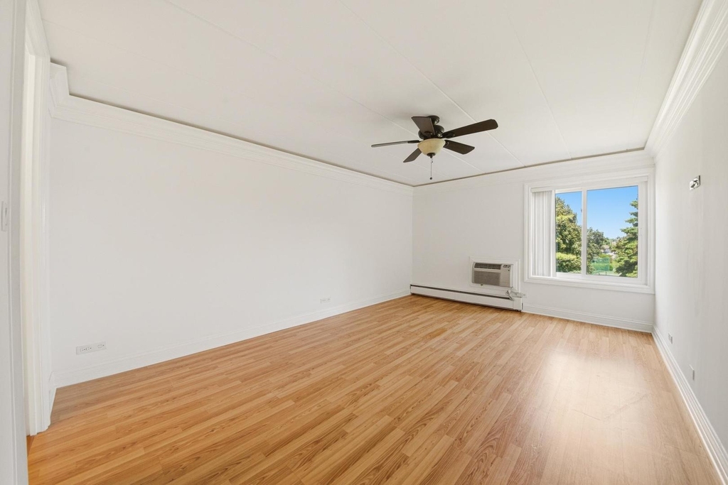 16 E Old Willow Road - Photo 12