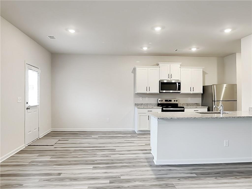 127 Avondale Boulevard - Photo 3
