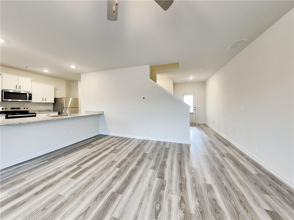 127 Avondale Boulevard - Photo 1