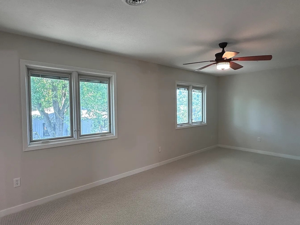 3305 Halifax Drive - Photo 15