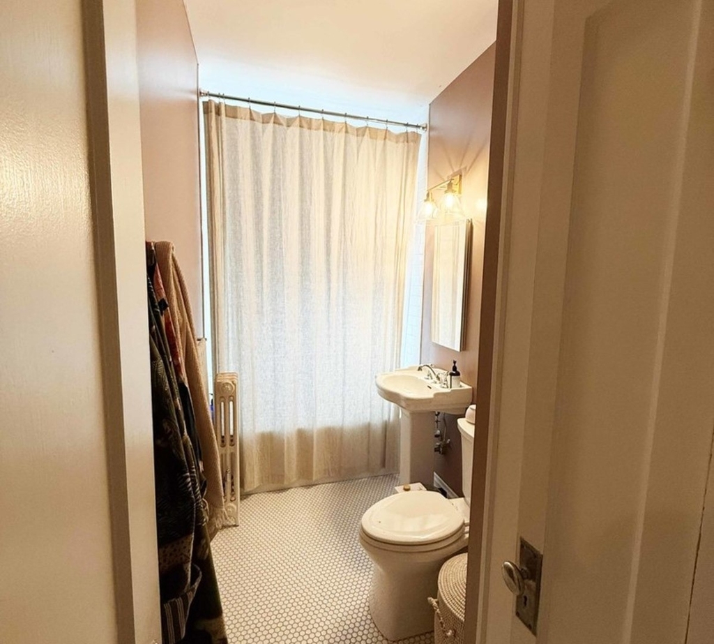 736 Hinman Avenue - Photo 12