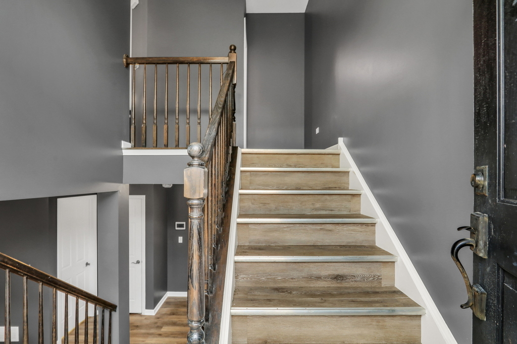 214 Lionel Drive - Photo 1
