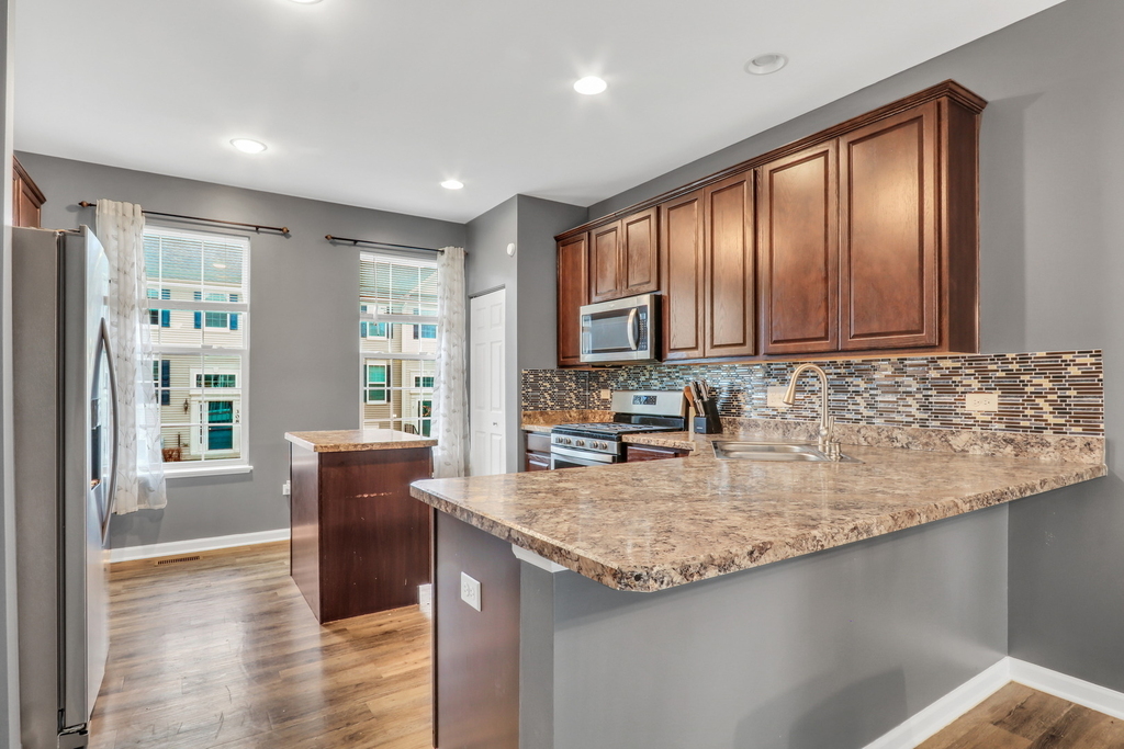 214 Lionel Drive - Photo 8