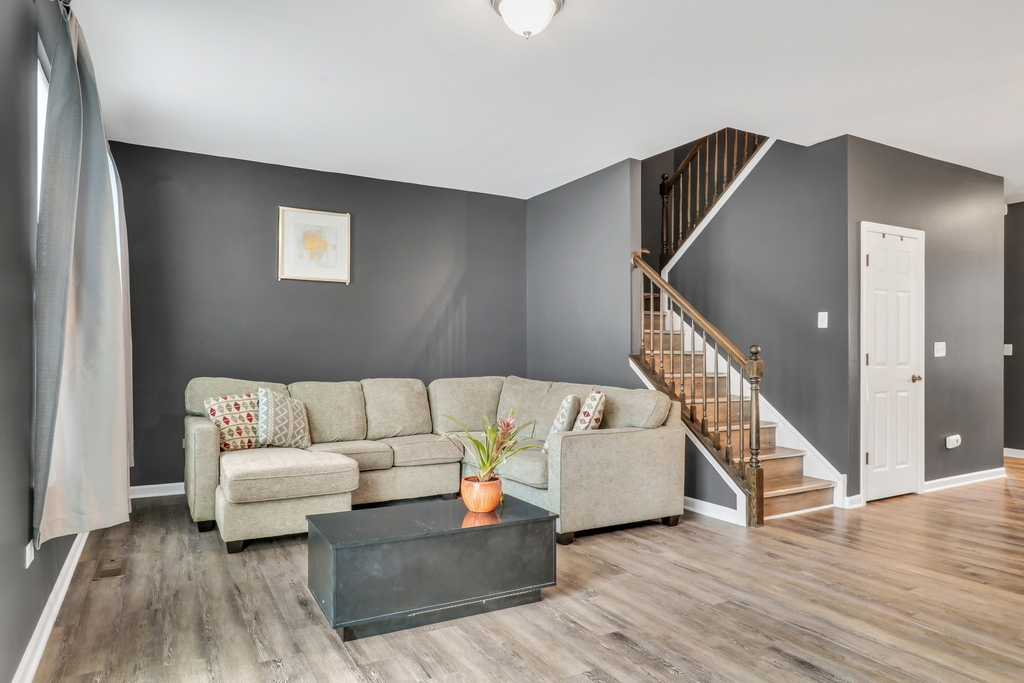 214 Lionel Drive - Photo 5