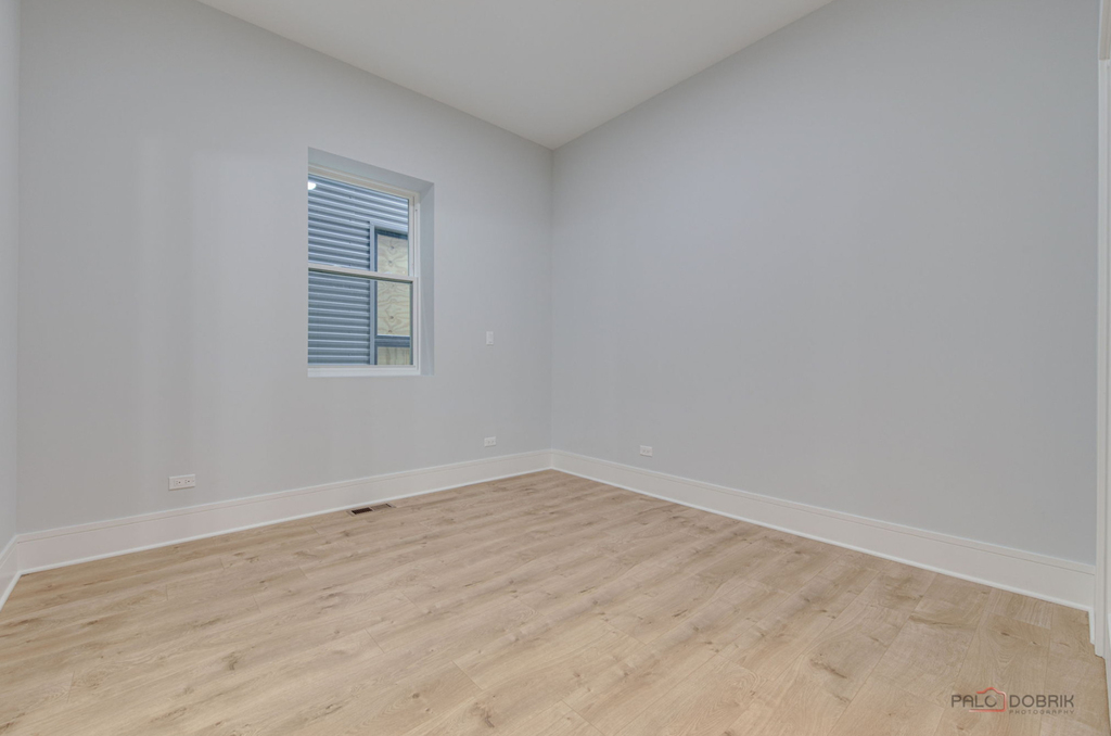 1746 N California Avenue - Photo 8