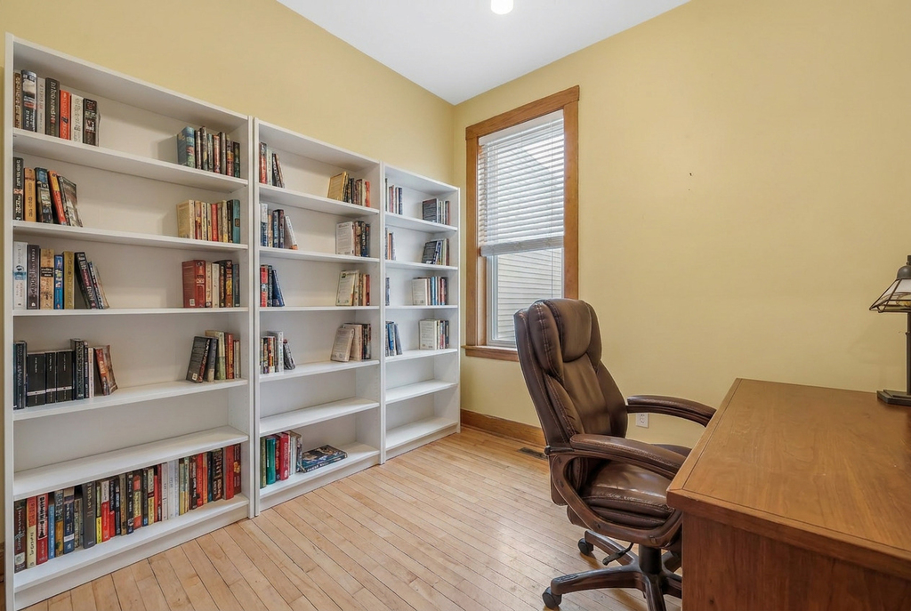 2520 N Saint Louis Avenue - Photo 6