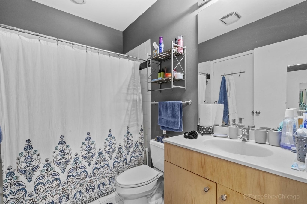 547 S Clark Street - Photo 8