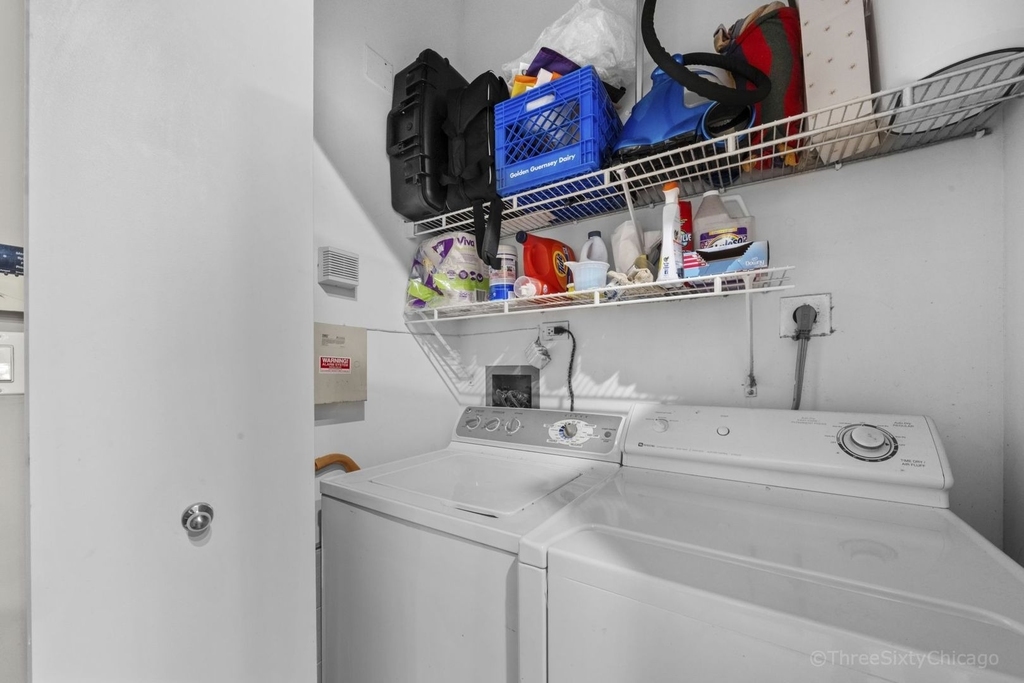 547 S Clark Street - Photo 9