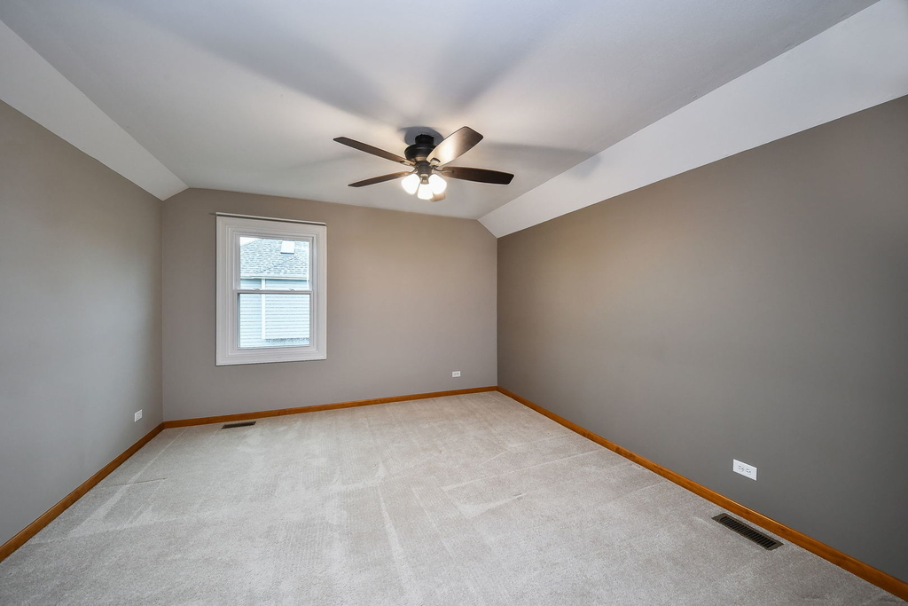 1156 Keim Court - Photo 16