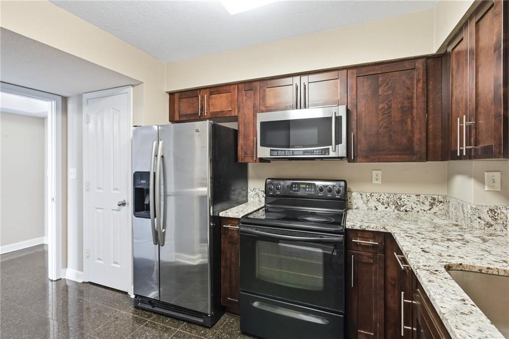 2870 Pharr Court South Nw - Photo 7