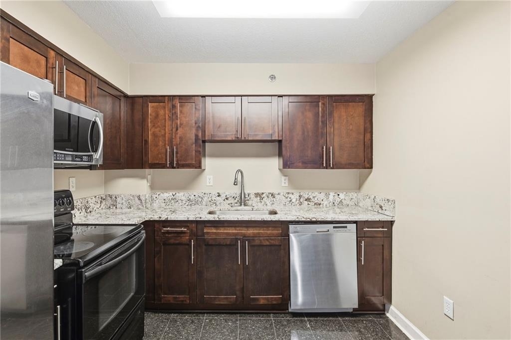 2870 Pharr Court South Nw - Photo 5