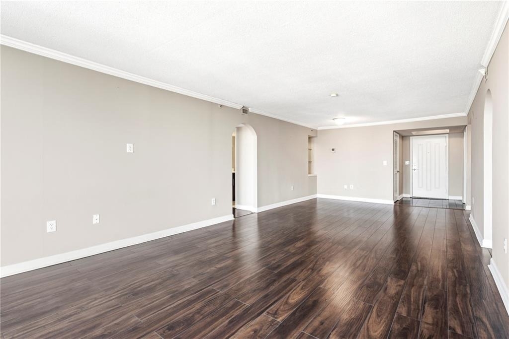 2870 Pharr Court South Nw - Photo 3