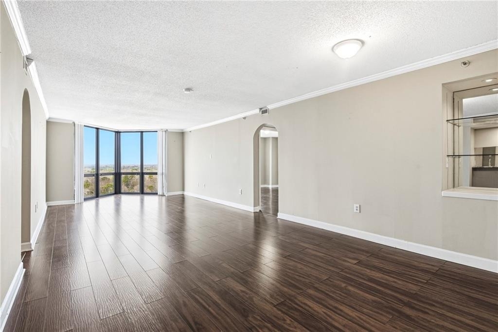 2870 Pharr Court South Nw - Photo 2