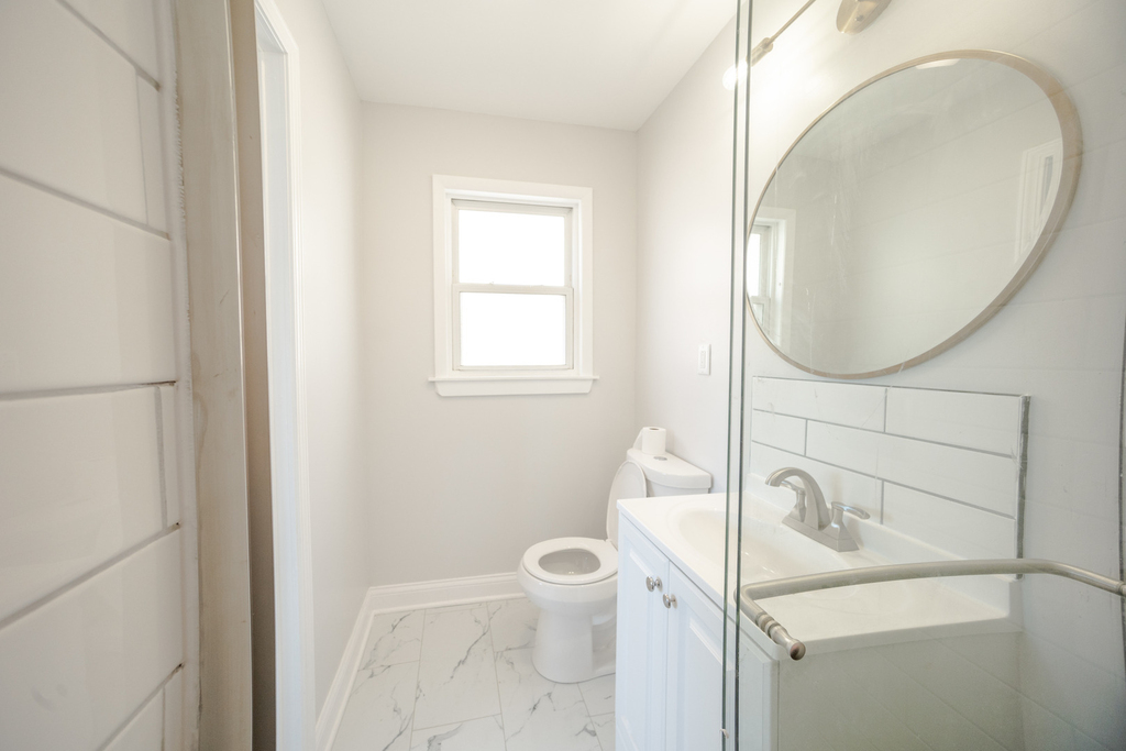 2242 N Lavergne Avenue - Photo 10