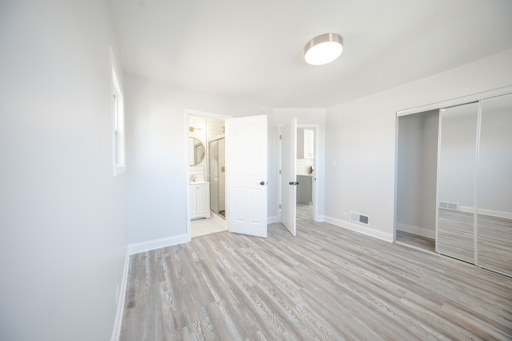 2242 N Lavergne Avenue - Photo 7