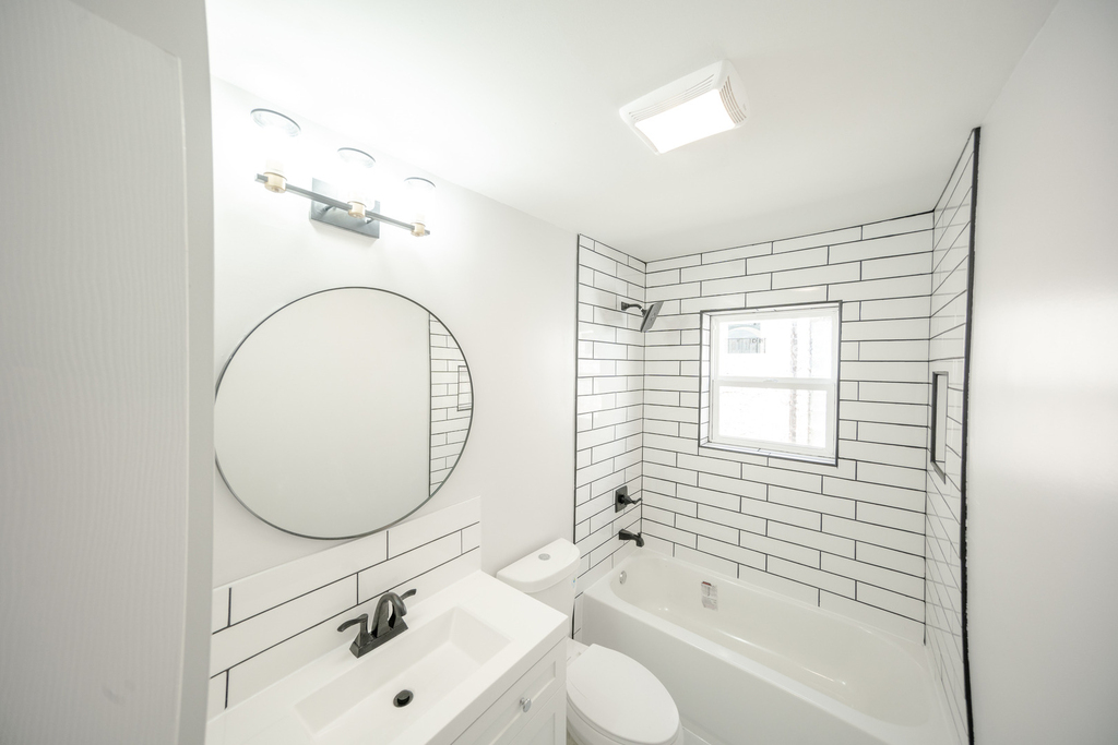 2242 N Lavergne Avenue - Photo 6