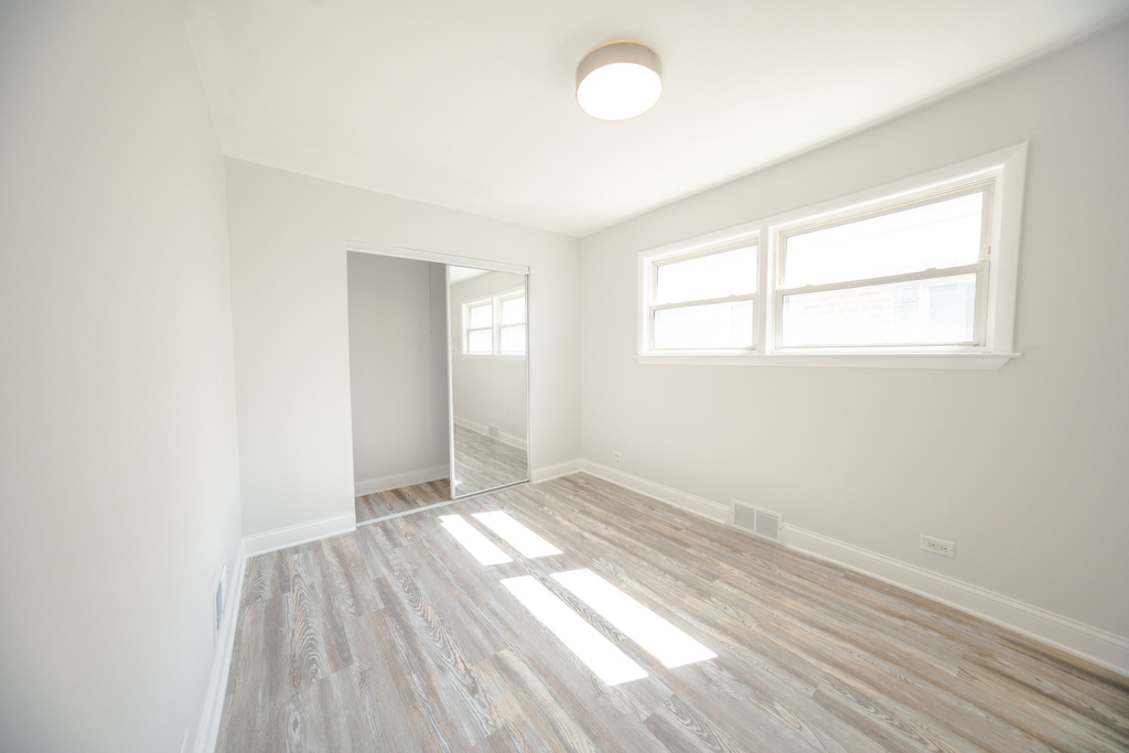 2242 N Lavergne Avenue - Photo 14