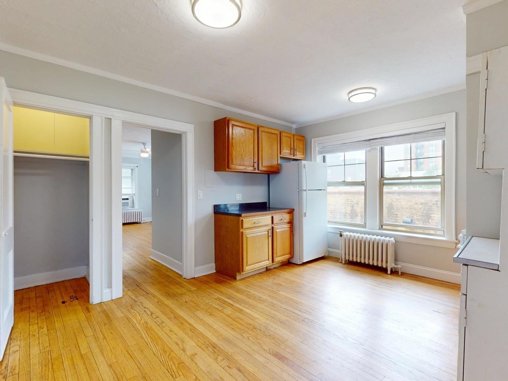 7 W Campbell Street - Photo 1