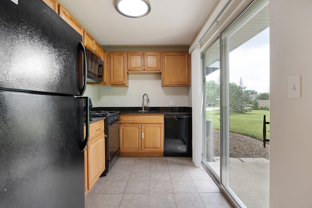 557 E Shag Bark Lane - Photo 4