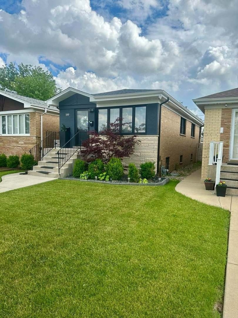 7303 W Montrose Avenue - Photo 1