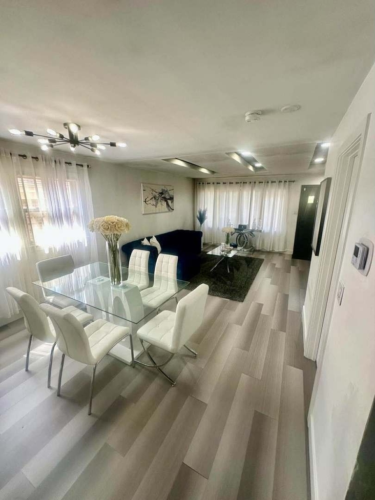 7303 W Montrose Avenue - Photo 2