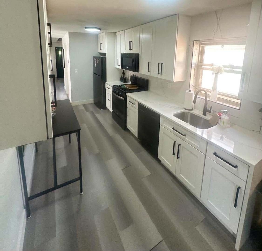 7303 W Montrose Avenue - Photo 5