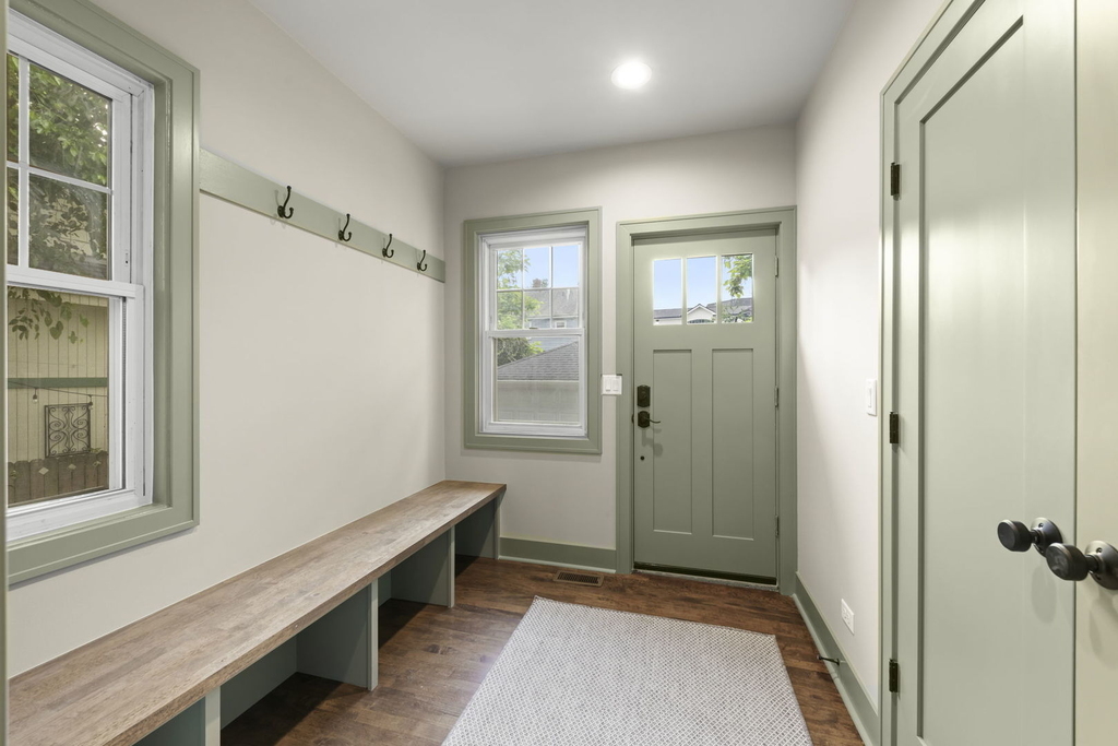 285 Hill Avenue - Photo 5
