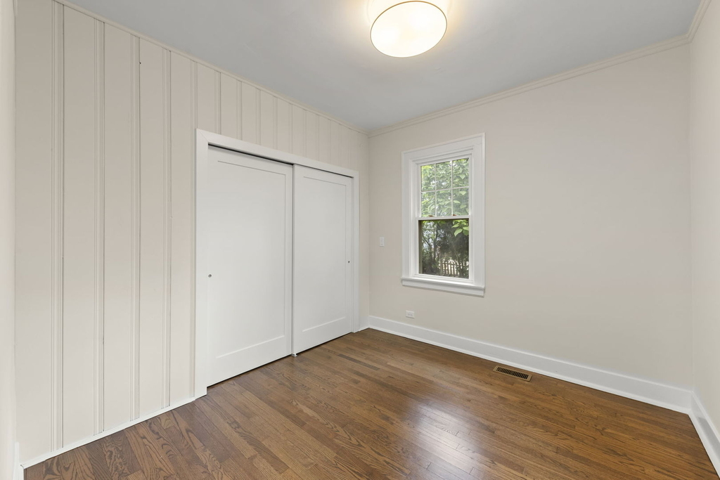 285 Hill Avenue - Photo 9