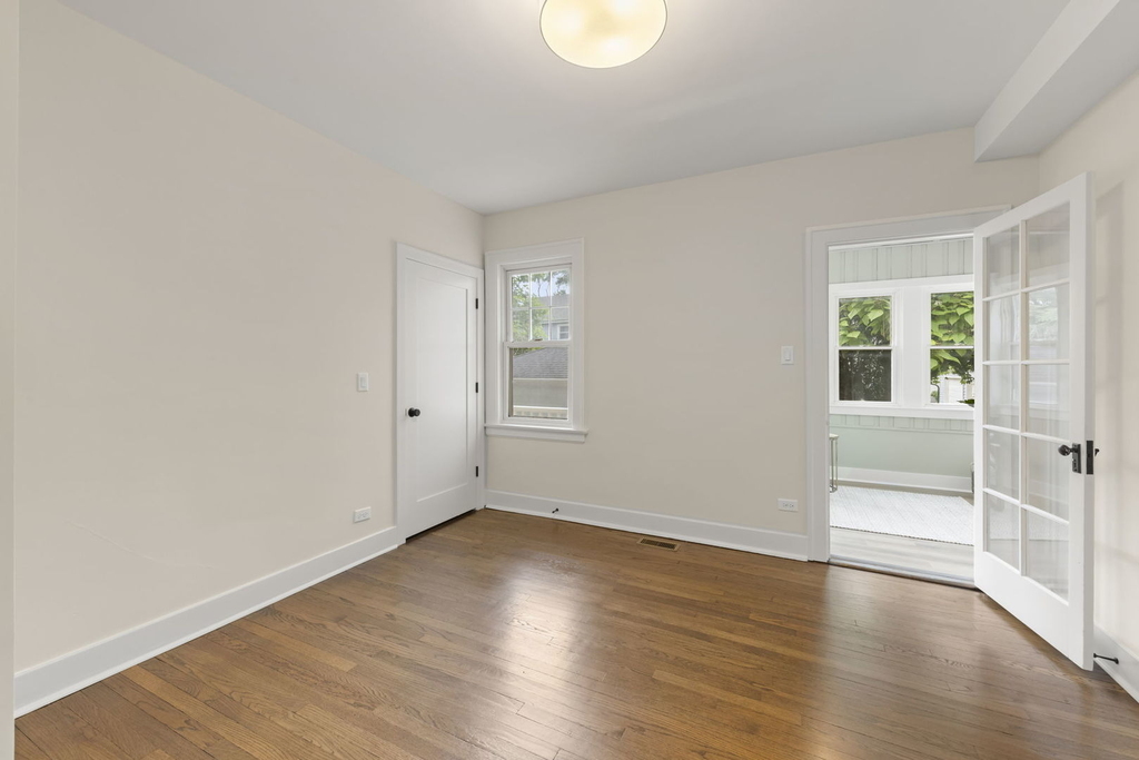 285 Hill Avenue - Photo 7