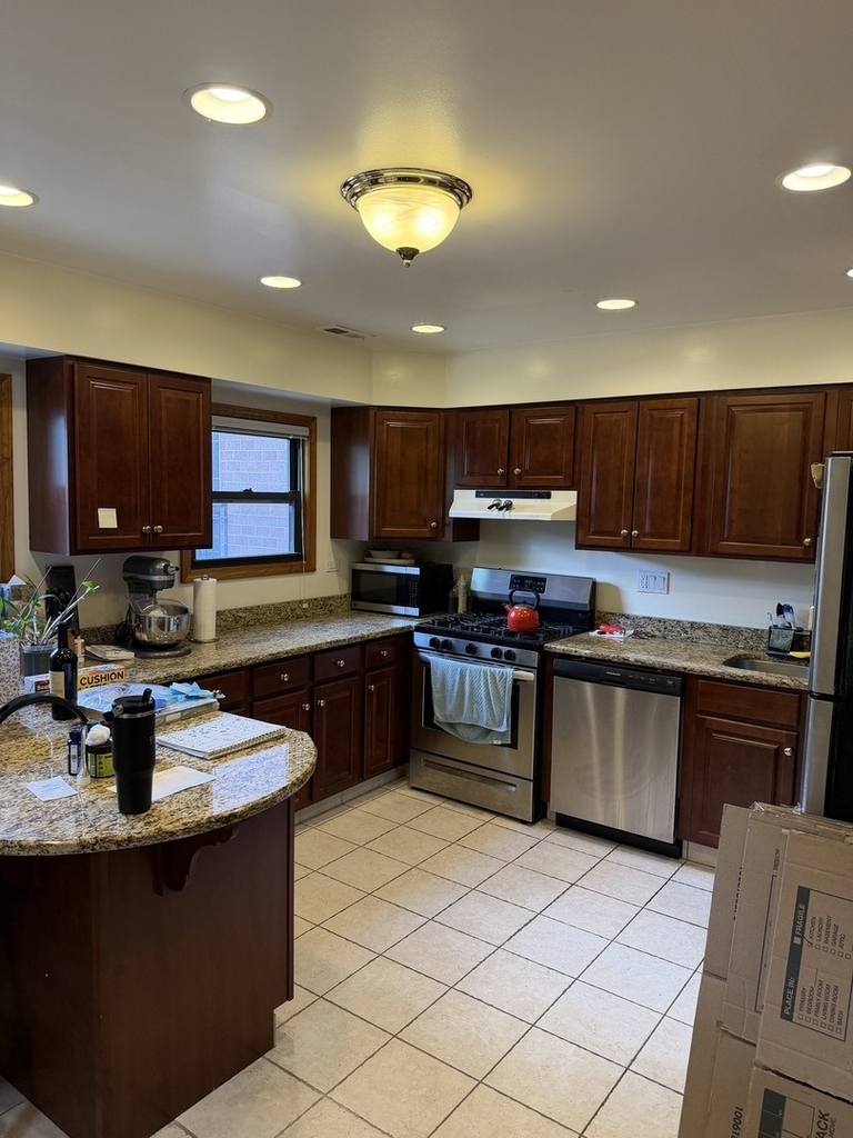 1354 W George Street - Photo 7