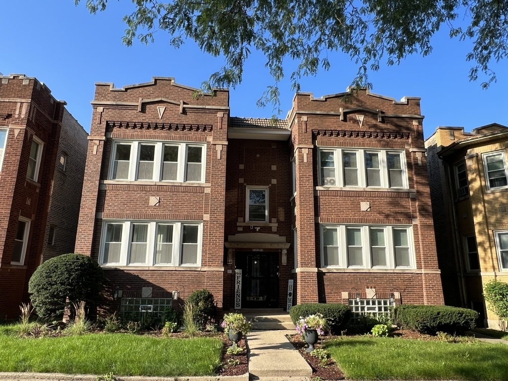 5350 W Crystal Street - Photo 0