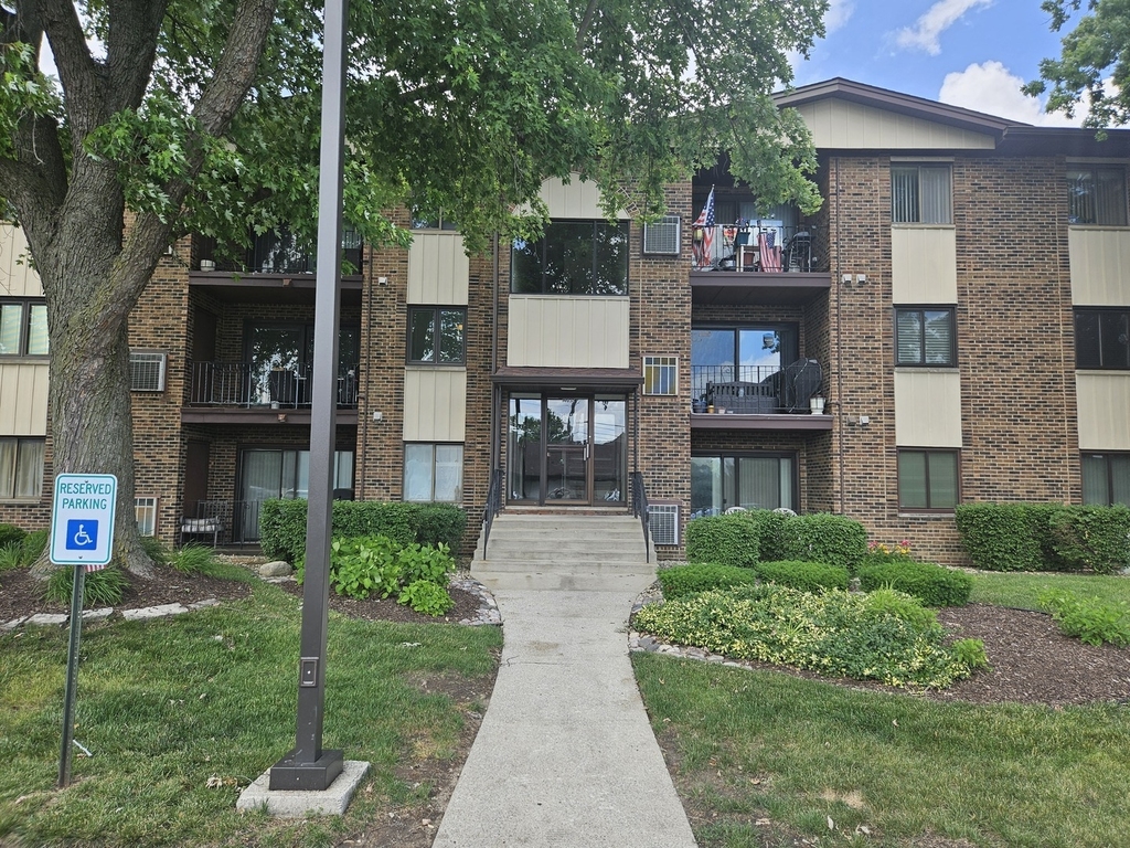 14033 S Laramie Avenue - Photo 0