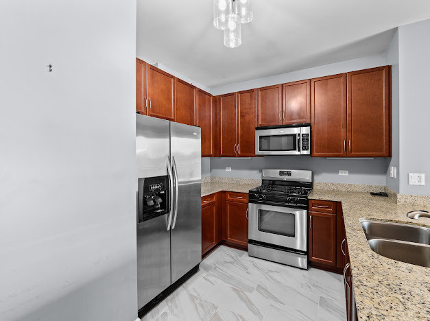 451 W Huron Street - Photo 5