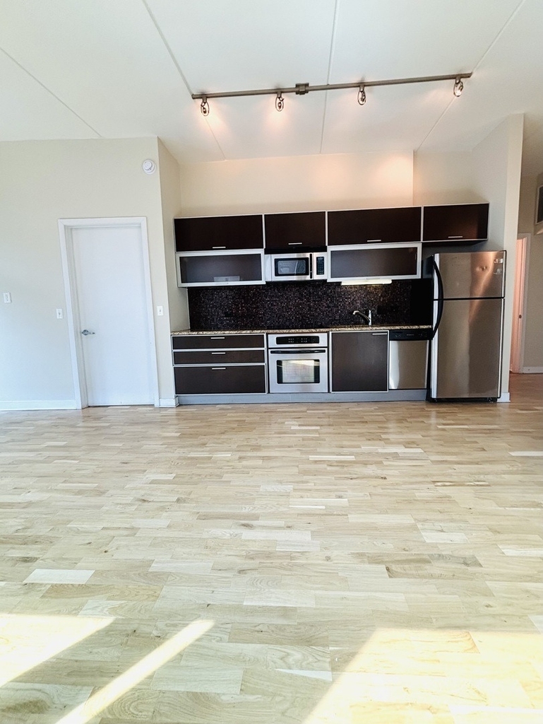 660 W Wayman Street - Photo 5