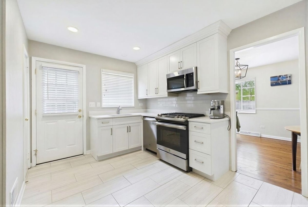 40 S Maywood Road - Photo 5