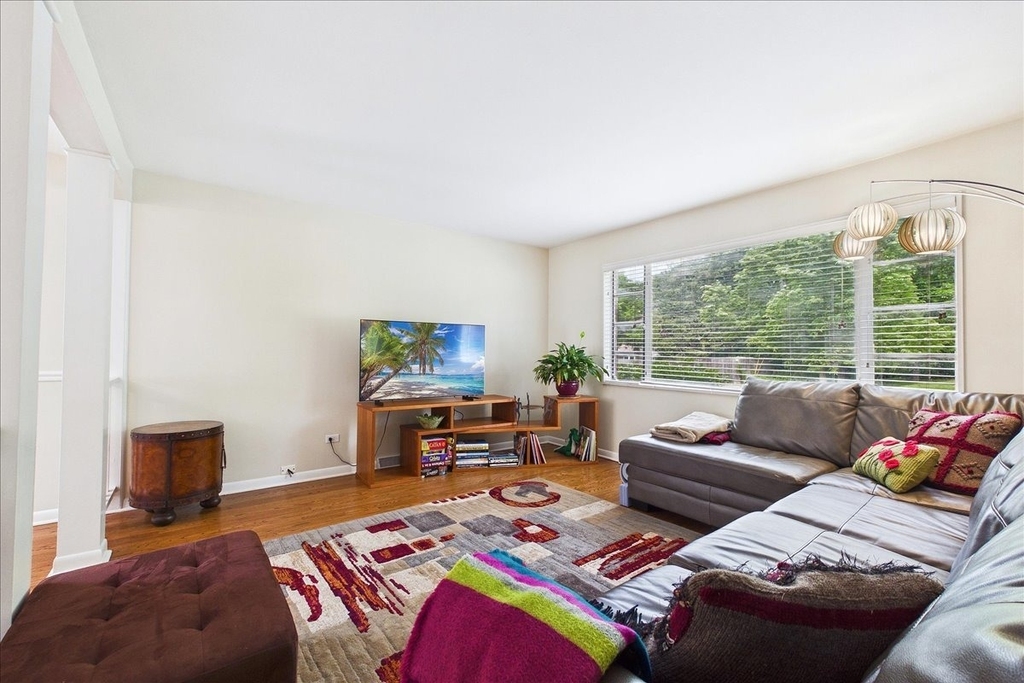 40 S Maywood Road - Photo 3