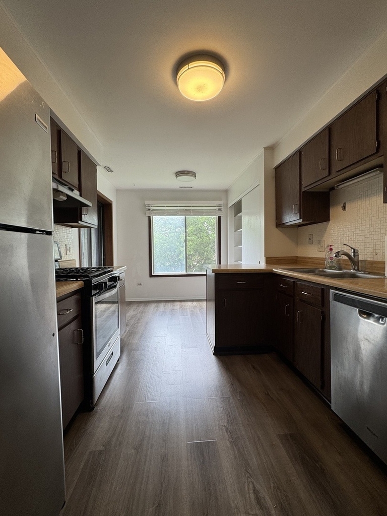 871 Cross Creek Court - Photo 5