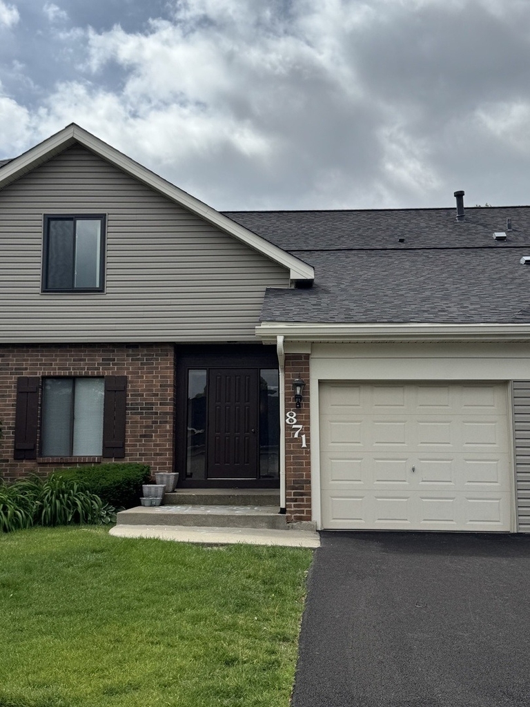 871 Cross Creek Court - Photo 0