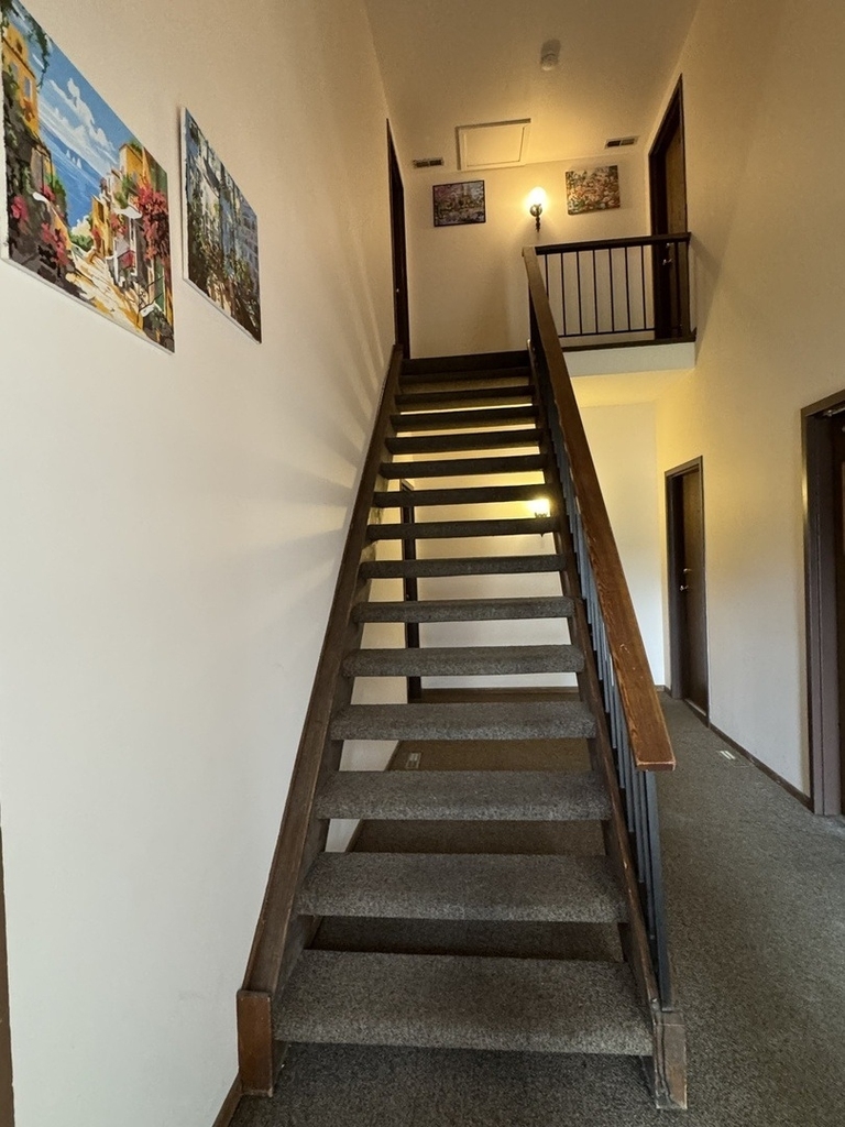 871 Cross Creek Court - Photo 2